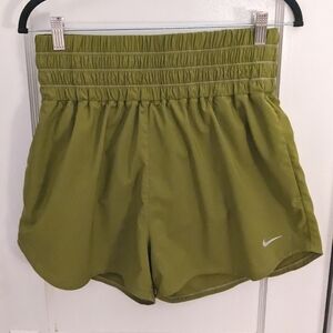 Nike Dri-fit Ultra High Waisted Shorts